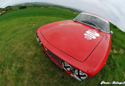 Alfa Romeo 2000 GTV Bertone 18