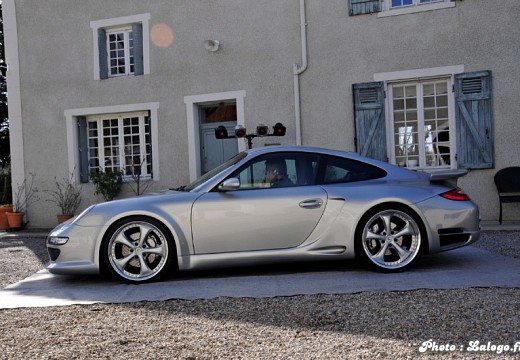 Porsche 911 delaVilla VRS V4 024
