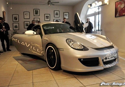 Porsche delaVilla VRC 001