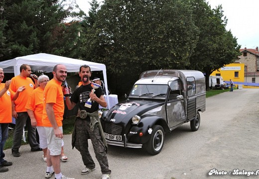 Rassemblement 2CV Bipattes sept 2011 083