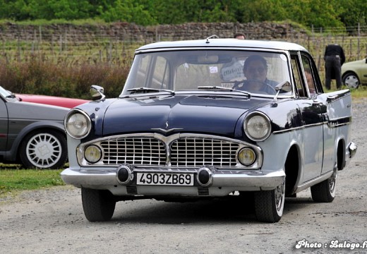 Auto Classique Art du Vin avril 2009 003