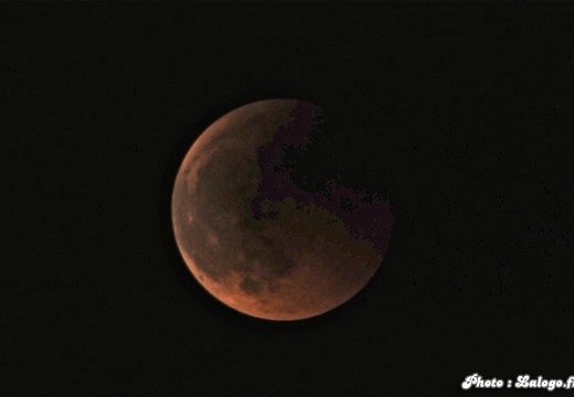 Eclipse de lune mai 2011 001 (4671 visits, rating score 3.60) Eclipse de lune mai 2011 001