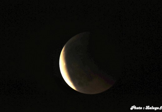 Eclipse de lune mai 2011 003 (4437 visits) Eclipse de lune mai 2011 003