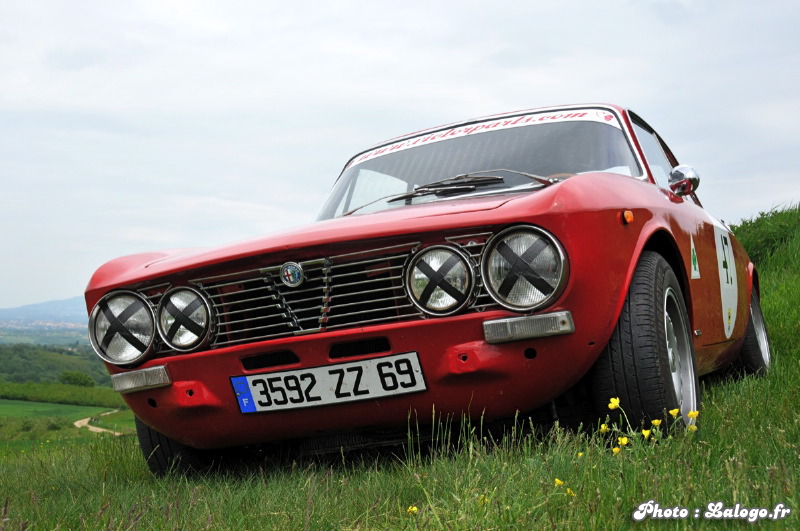 Alfa_Romeo_2000_GTV_Bertone_07.JPG
