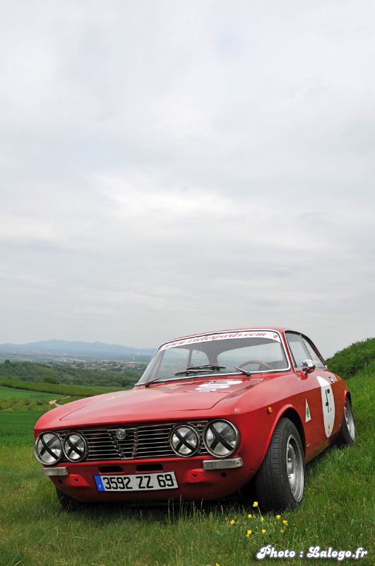 Alfa_Romeo_2000_GTV_Bertone_14.JPG