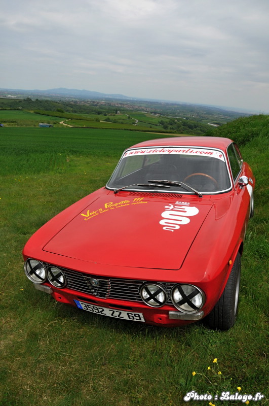 Alfa_Romeo_2000_GTV_Bertone_15.JPG