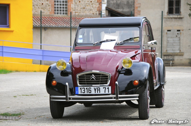 Rassemblement_2CV_Bipattes_sept_2011_016.JPG