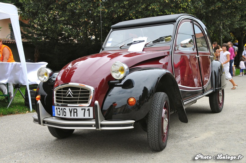 Rassemblement_2CV_Bipattes_sept_2011_077.JPG